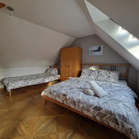 Habitación en casa particular Bydlím U Arény *